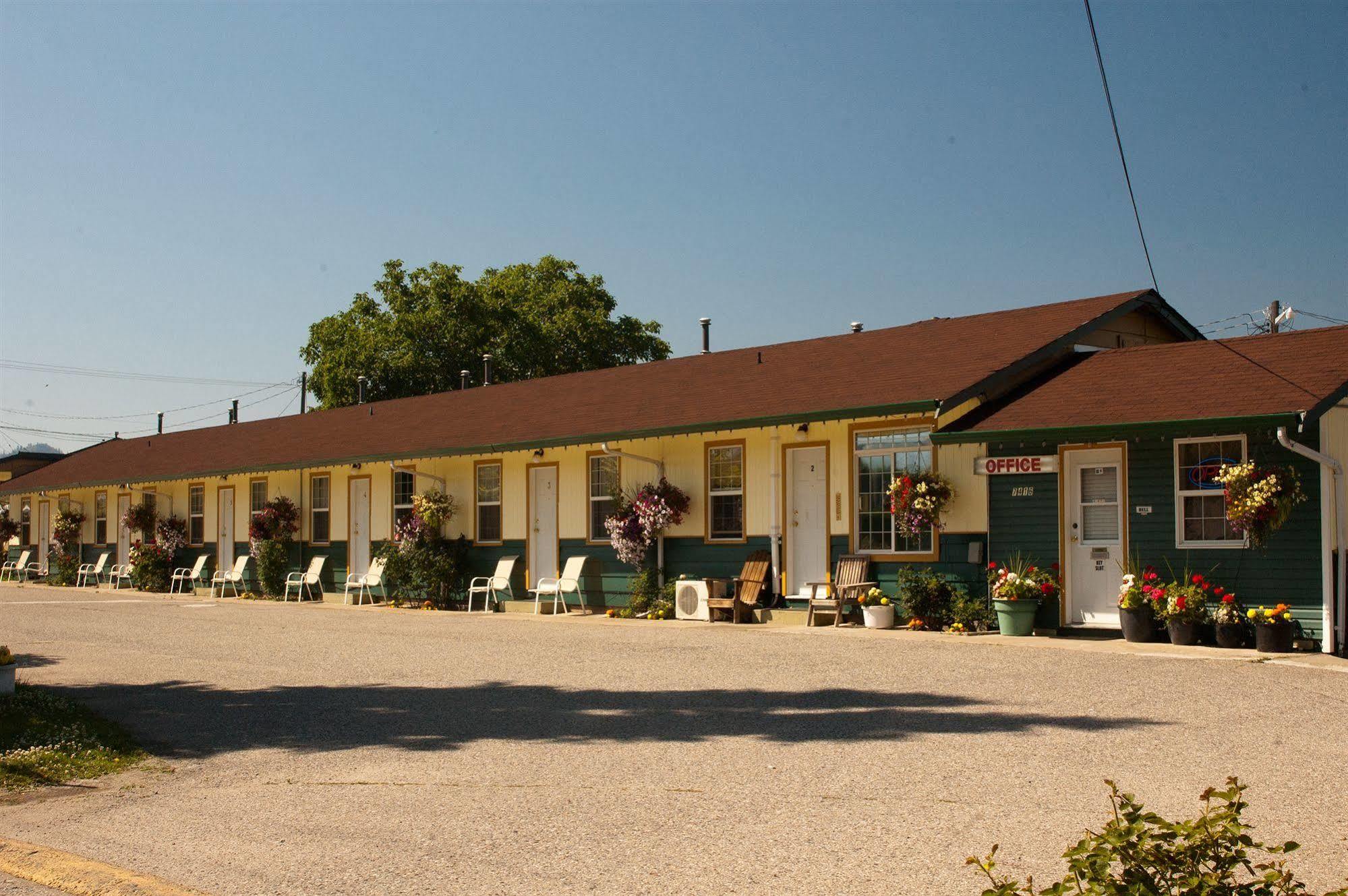אוסויוס Boundary Motel מראה חיצוני תמונה